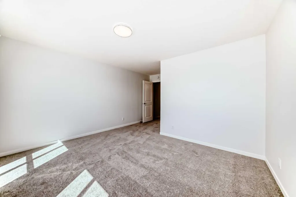 396 Herron Landing NE Calgary AB T3P 2R5