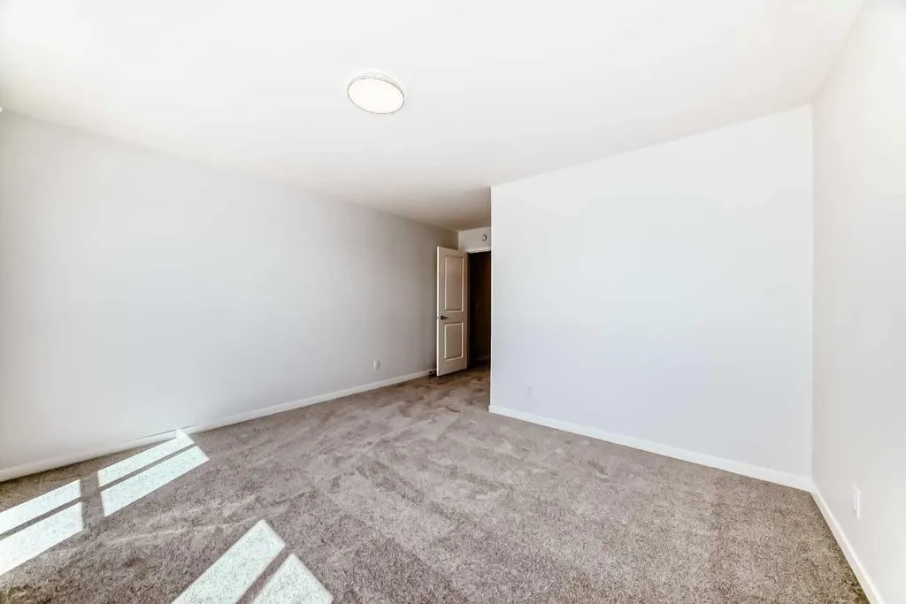 396 Herron Landing NE Calgary AB T3P 2R5