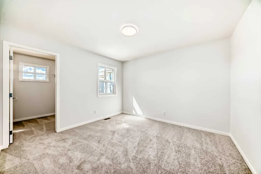 396 Herron Landing NE Calgary AB T3P 2R5