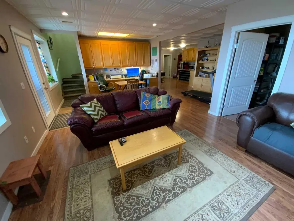238 Centre Street S Linden AB T0M 1J0