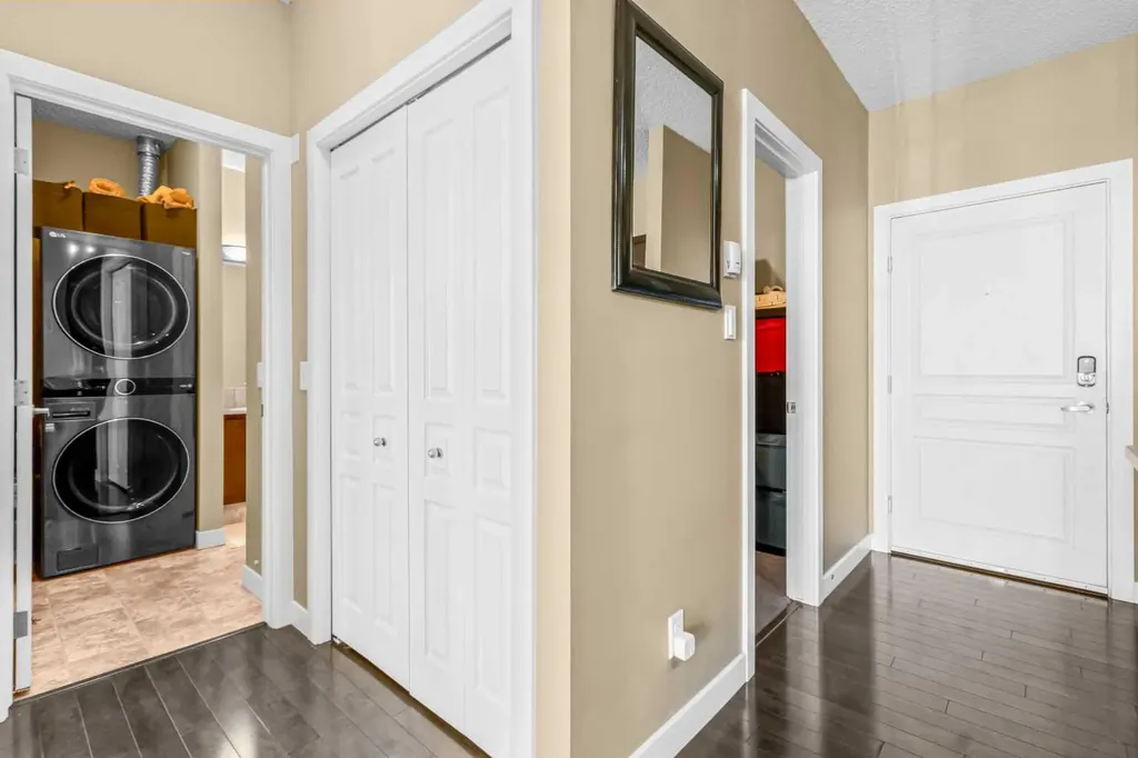 10 Panatella Road NW Calgary AB T3K 0V4