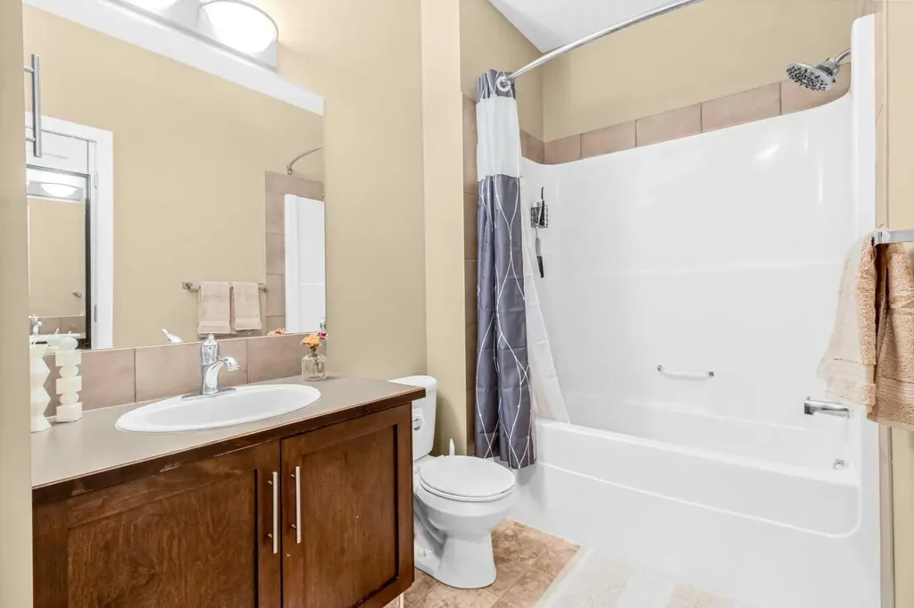 10 Panatella Road NW Calgary AB T3K 0V4