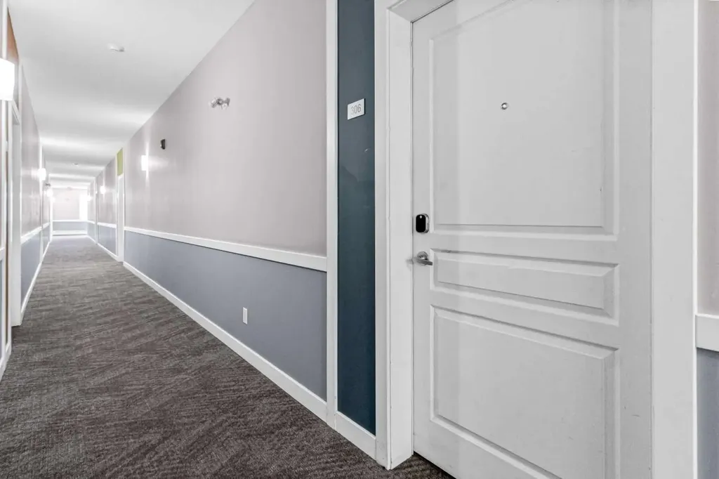 10 Panatella Road NW Calgary AB T3K 0V4