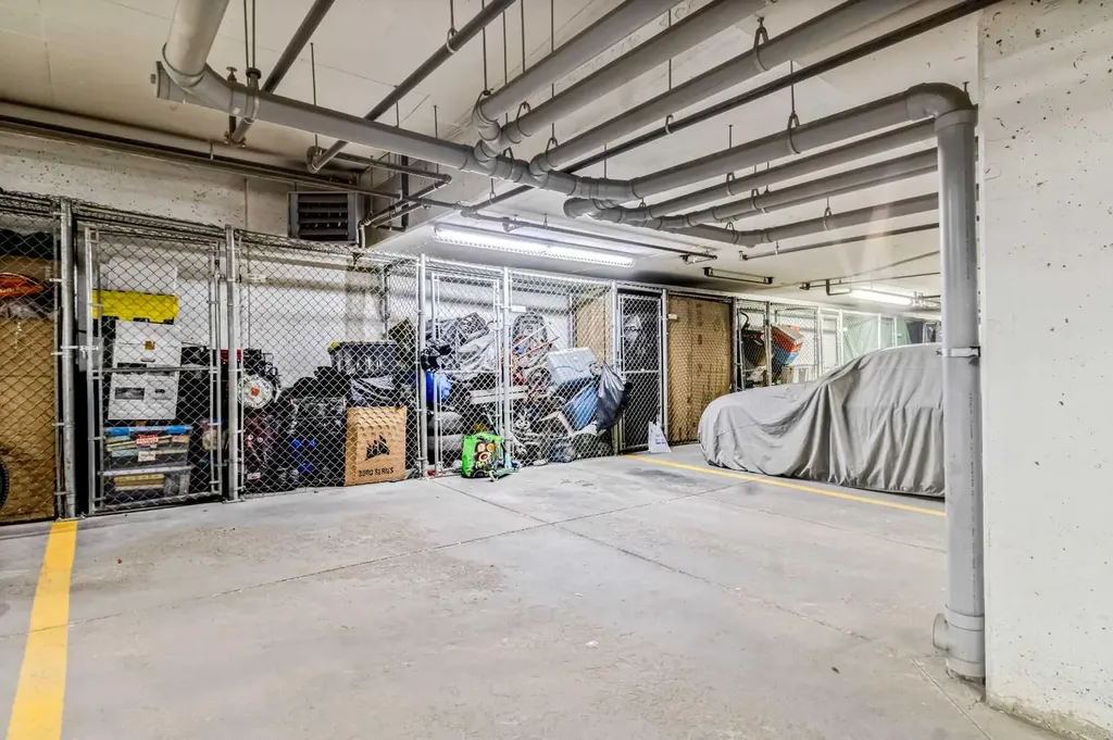 10 Panatella Road NW Calgary AB T3K 0V4