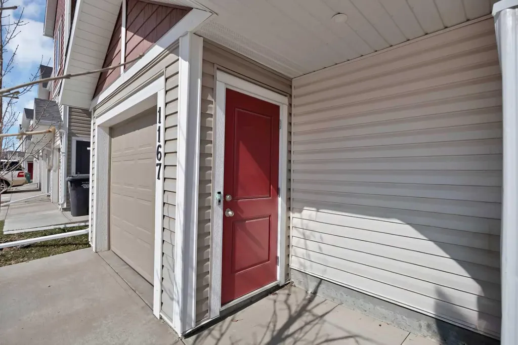 1167 Channelside Drive SW Airdrie AB T4B 4L3