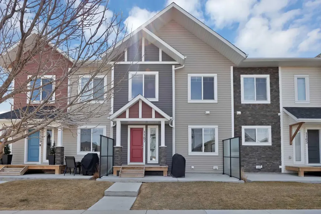 1167 Channelside Drive SW Airdrie AB T4B 4L3