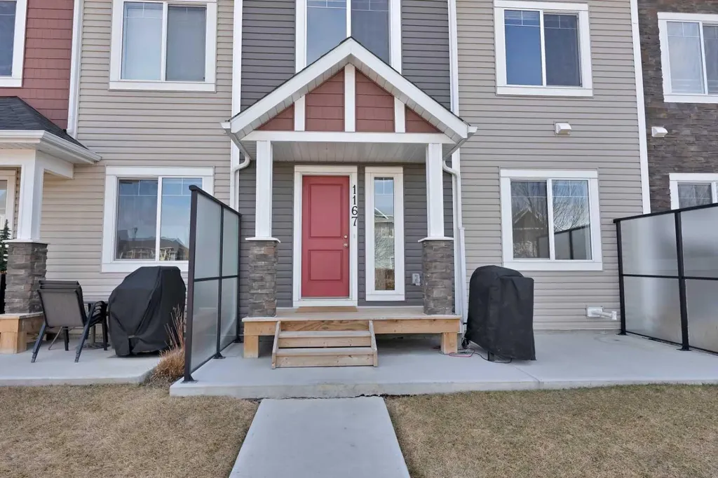 1167 Channelside Drive SW Airdrie AB T4B 4L3