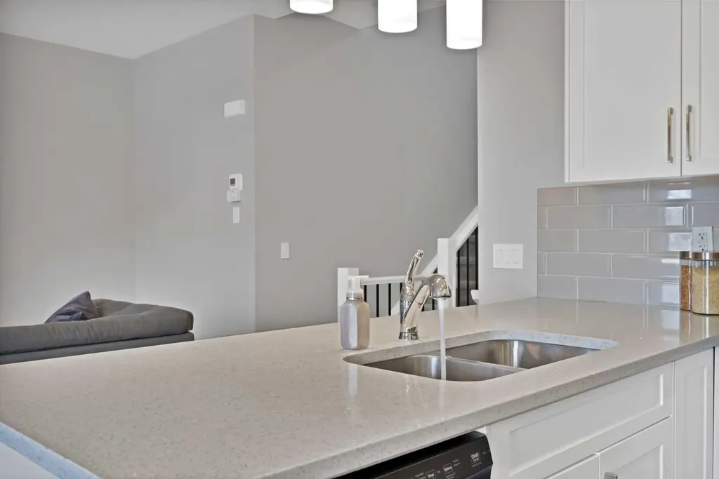 1167 Channelside Drive SW Airdrie AB T4B 4L3