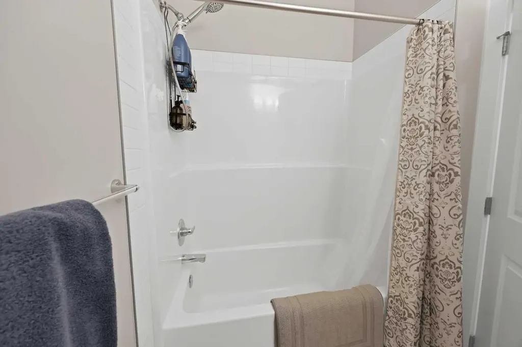 1167 Channelside Drive SW Airdrie AB T4B 4L3