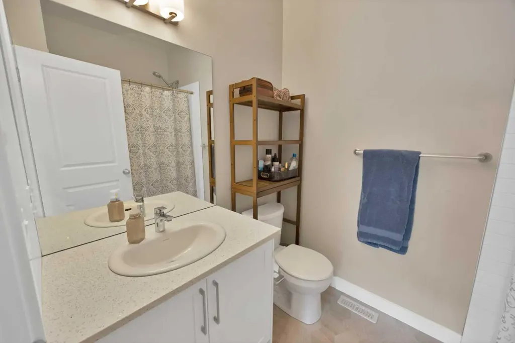 1167 Channelside Drive SW Airdrie AB T4B 4L3