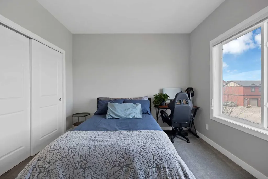 1167 Channelside Drive SW Airdrie AB T4B 4L3