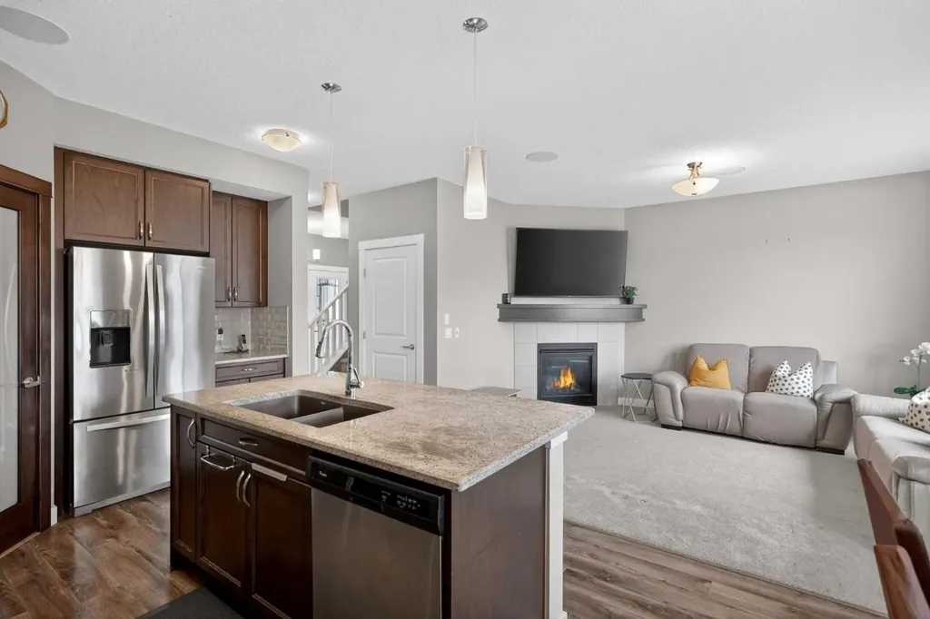 76 Nolancrest Circle NW Calgary AB T3R 0T8