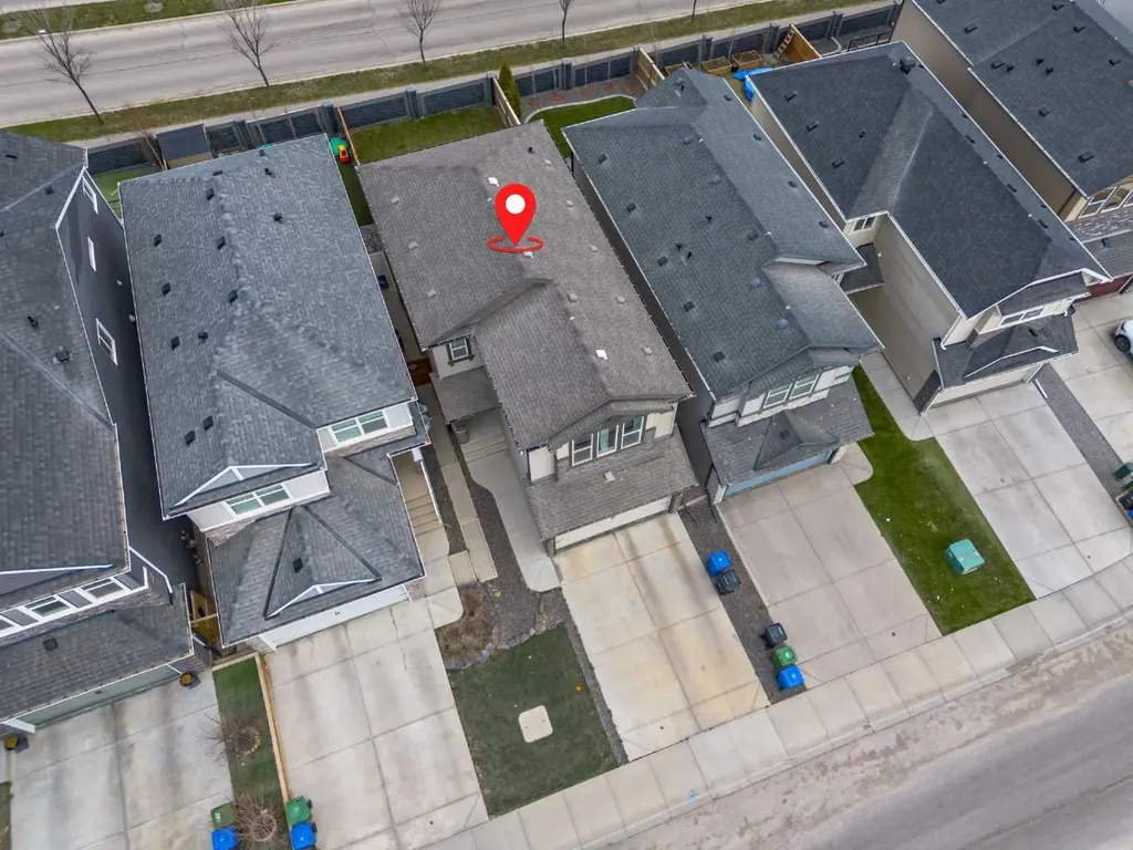 76 Nolancrest Circle NW Calgary AB T3R 0T8