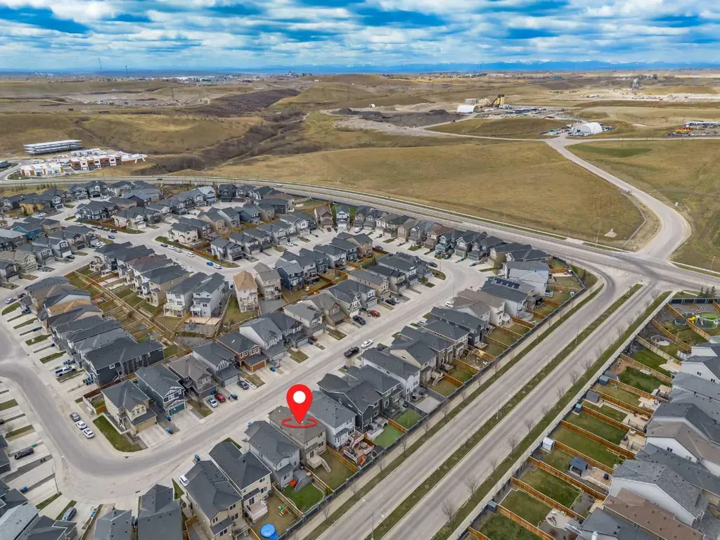 76 Nolancrest Circle NW Calgary AB T3R 0T8