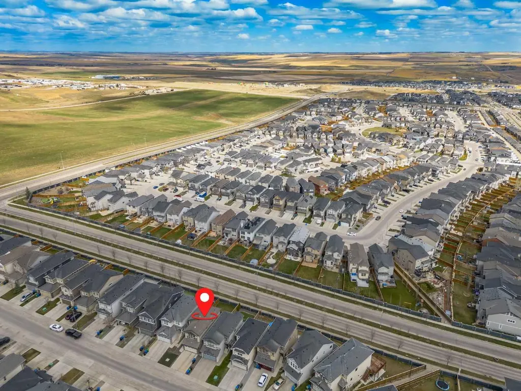 76 Nolancrest Circle NW Calgary AB T3R 0T8
