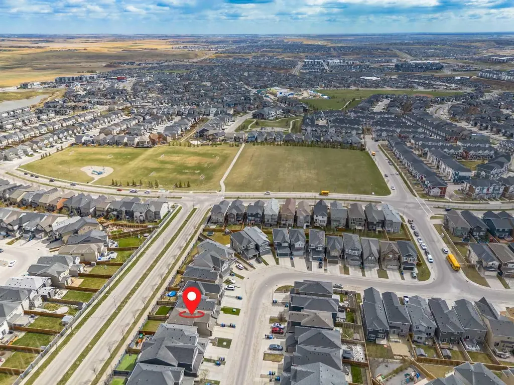 76 Nolancrest Circle NW Calgary AB T3R 0T8