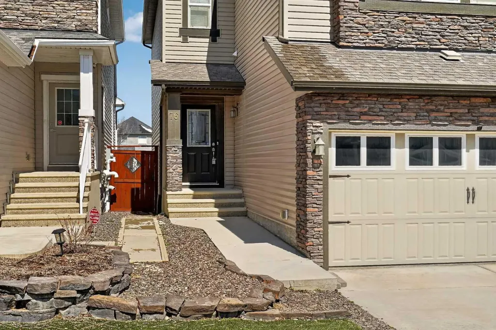 76 Nolancrest Circle NW Calgary AB T3R 0T8