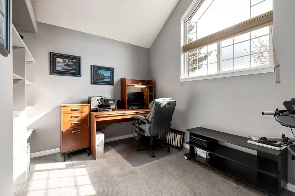 1997 Sirocco Drive SW Calgary AB T3H 3E6