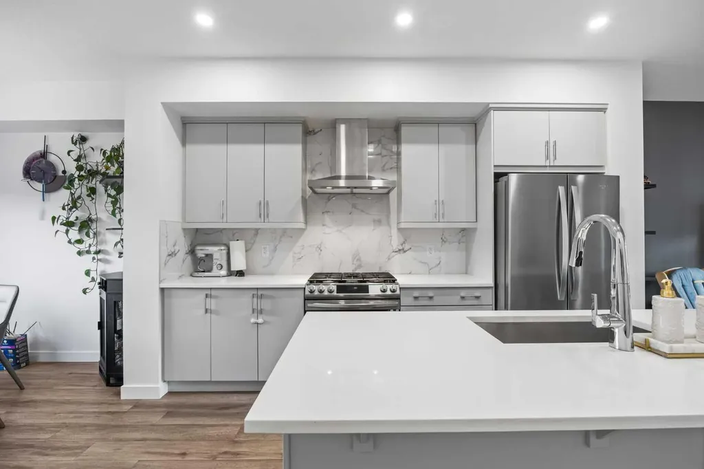 20604 Main Street SE Calgary AB T3M3G4