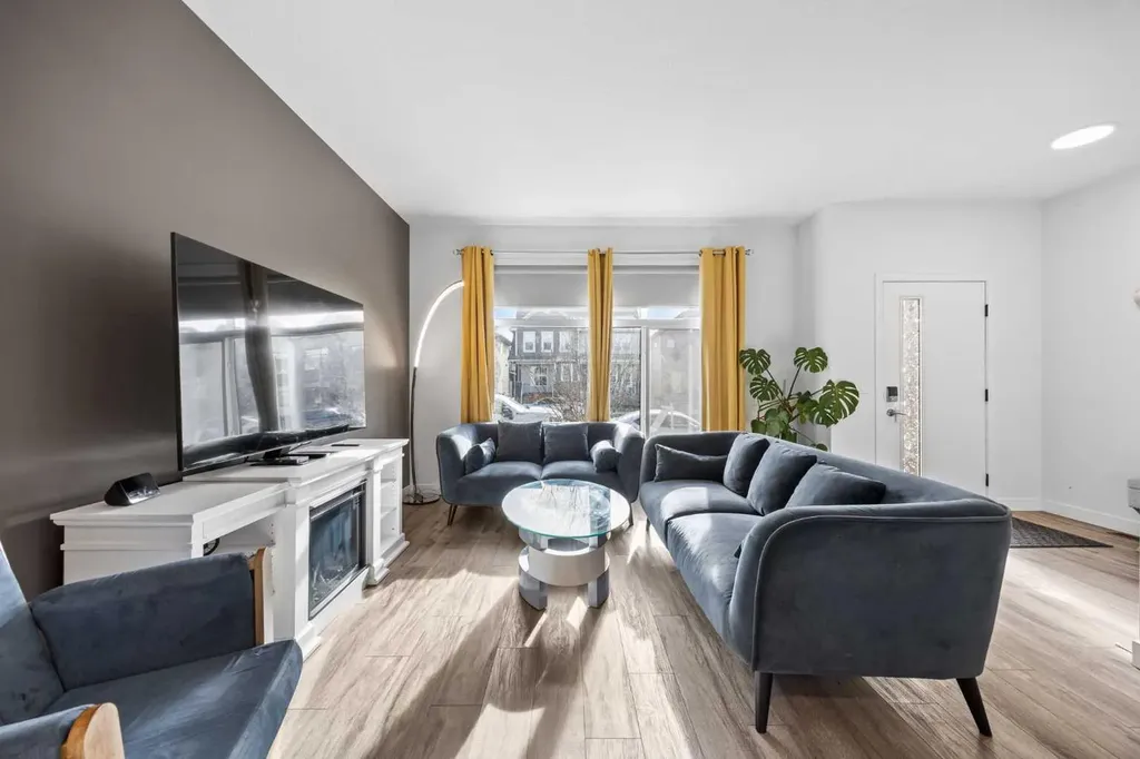 20604 Main Street SE Calgary AB T3M3G4