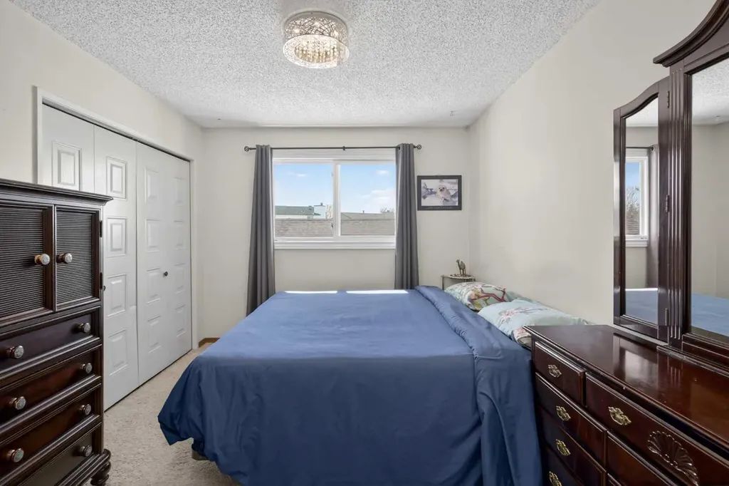 116 Templemont Circle NE Calgary AB T1Y 5A9