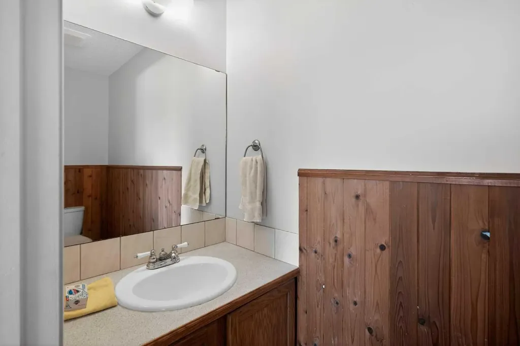 116 Templemont Circle NE Calgary AB T1Y 5A9