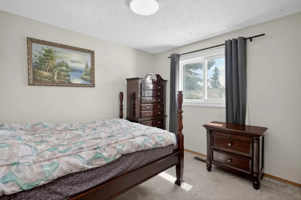 116 Templemont Circle NE Calgary AB T1Y 5A9