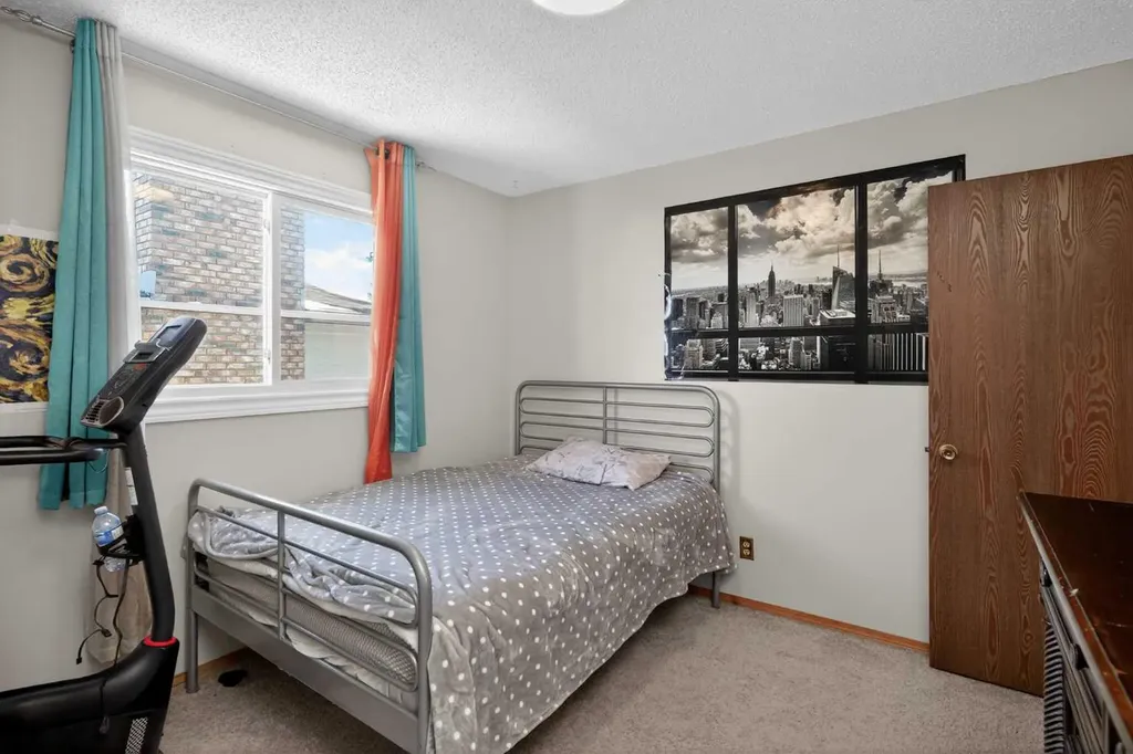 116 Templemont Circle NE Calgary AB T1Y 5A9