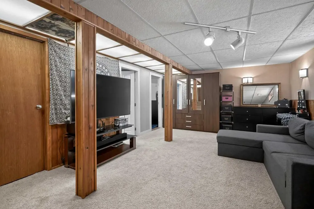 116 Templemont Circle NE Calgary AB T1Y 5A9