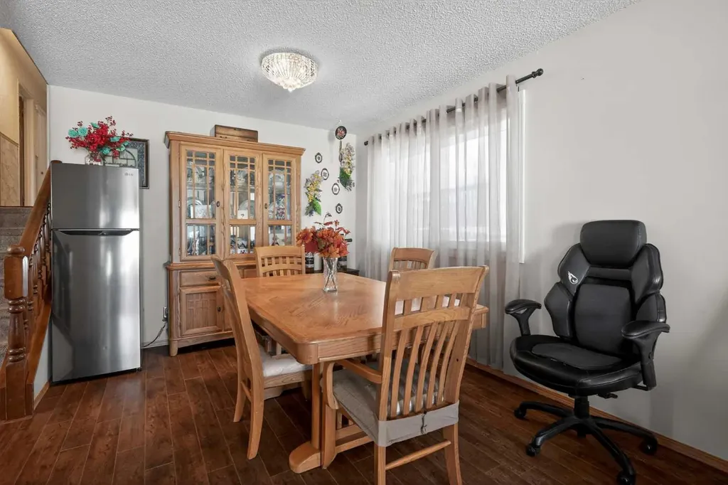 116 Templemont Circle NE Calgary AB T1Y 5A9