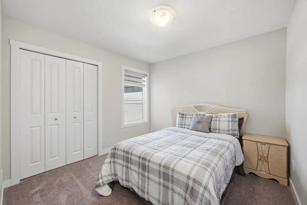 96 Homestead Grove NE Calgary AB T3J 2G7