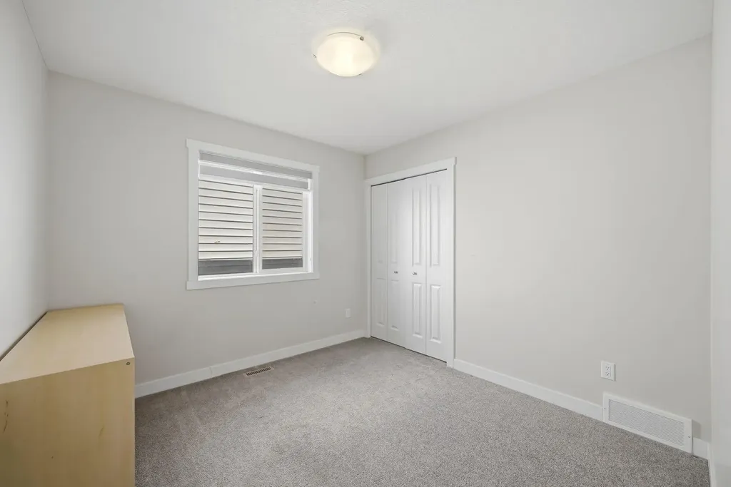 96 Homestead Grove NE Calgary AB T3J 2G7
