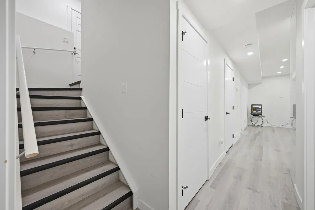 96 Homestead Grove NE Calgary AB T3J 2G7