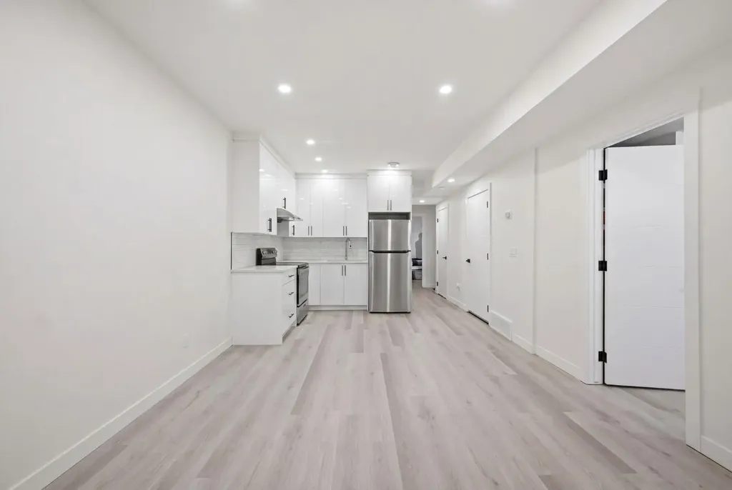 96 Homestead Grove NE Calgary AB T3J 2G7