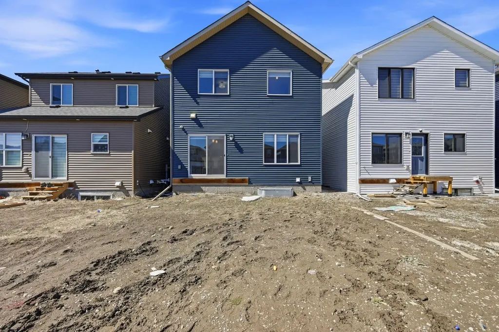 96 Homestead Grove NE Calgary AB T3J 2G7
