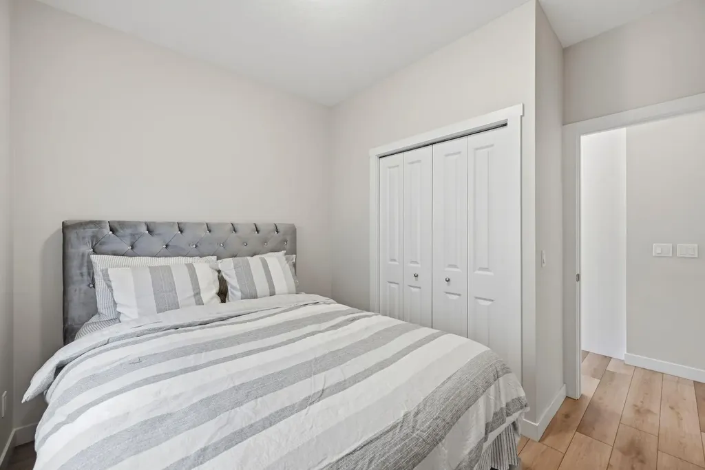 96 Homestead Grove NE Calgary AB T3J 2G7