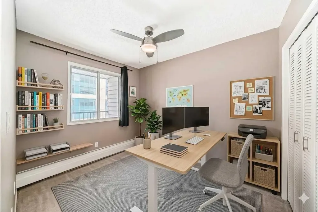 821 3 Avenue SW Calgary AB T2P 0H1