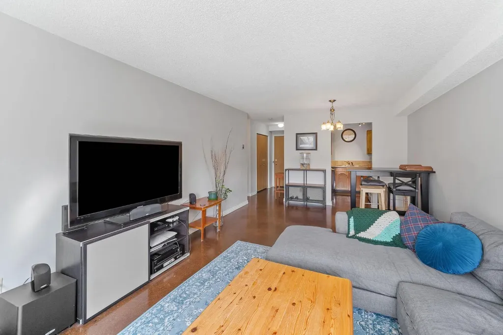 2211 29 Street SW Calgary AB T3E2K1