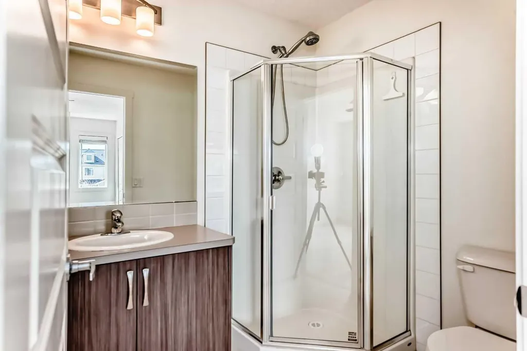 56 Auburn Bay Link SE Calgary AB T3M 1S7