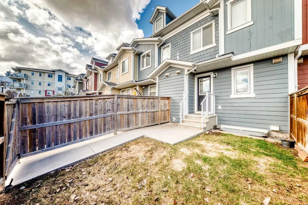 56 Auburn Bay Link SE Calgary AB T3M 1S7