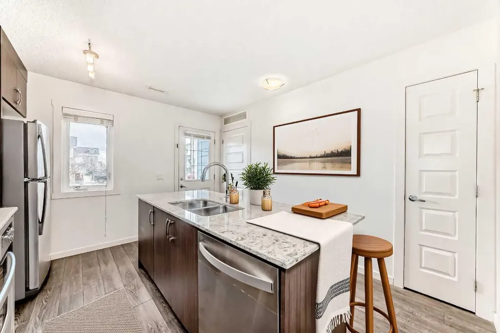56 Auburn Bay Link SE Calgary AB T3M 1S7