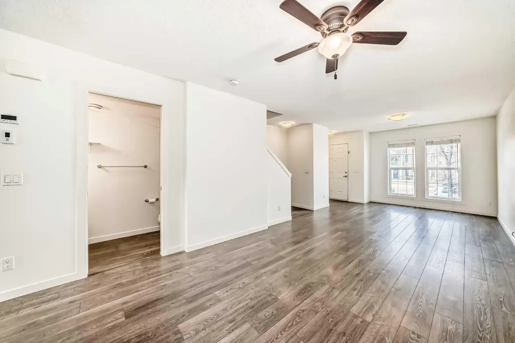 56 Auburn Bay Link SE Calgary AB T3M 1S7
