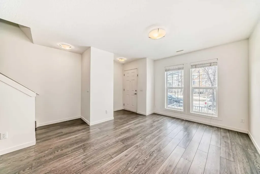 56 Auburn Bay Link SE Calgary AB T3M 1S7
