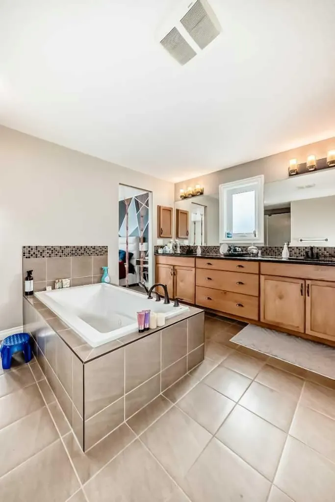 345 Marquis Landing SE Calgary AB T3M 2H4