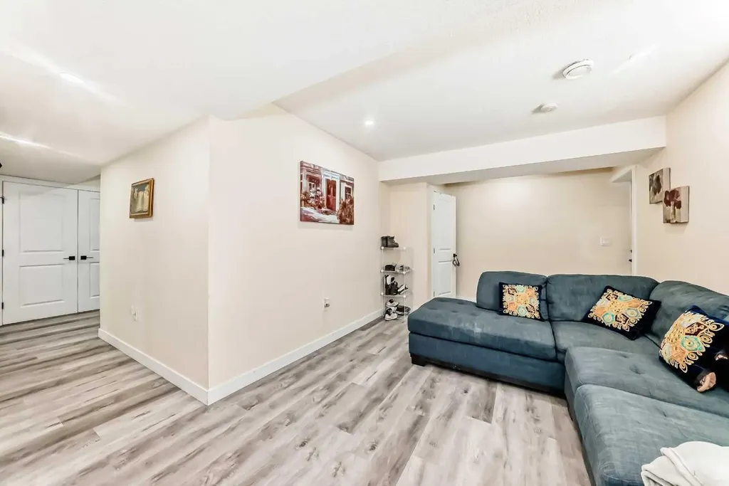 345 Marquis Landing SE Calgary AB T3M 2H4