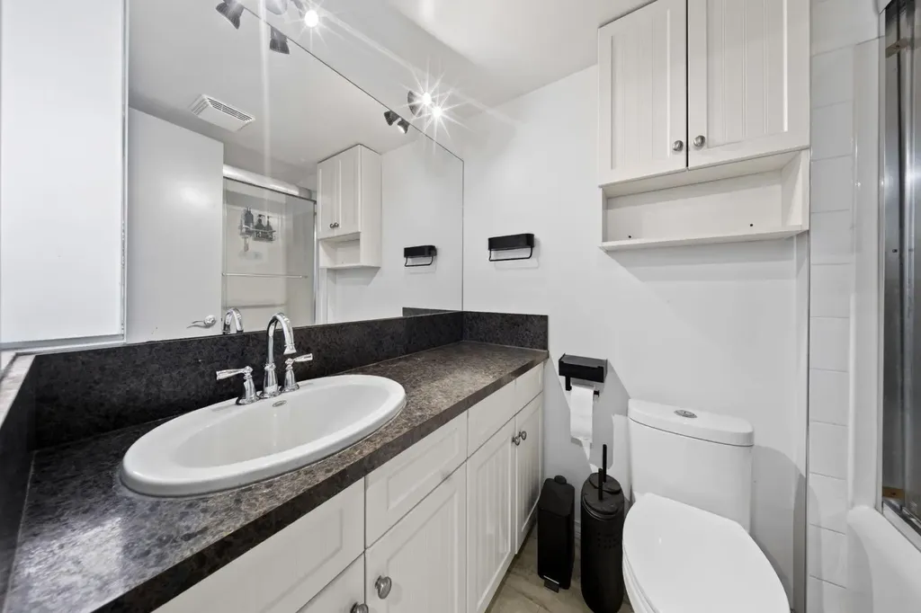 535 8 Avenue SE Calgary AB T2G 5S9