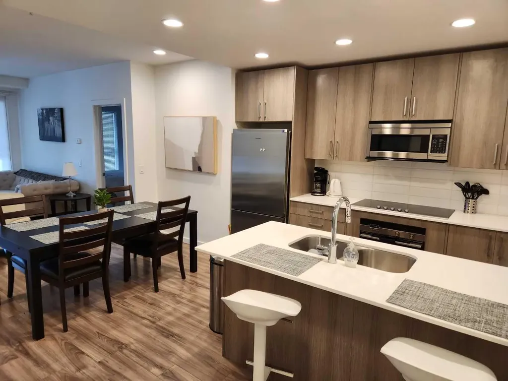 1629 38 Street SW Calgary AB T3C 1T8