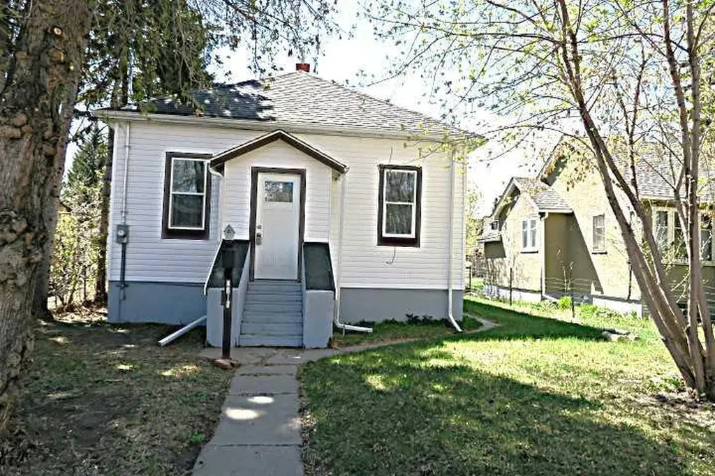 4617 46 Street Red Deer AB T4N 1M7
