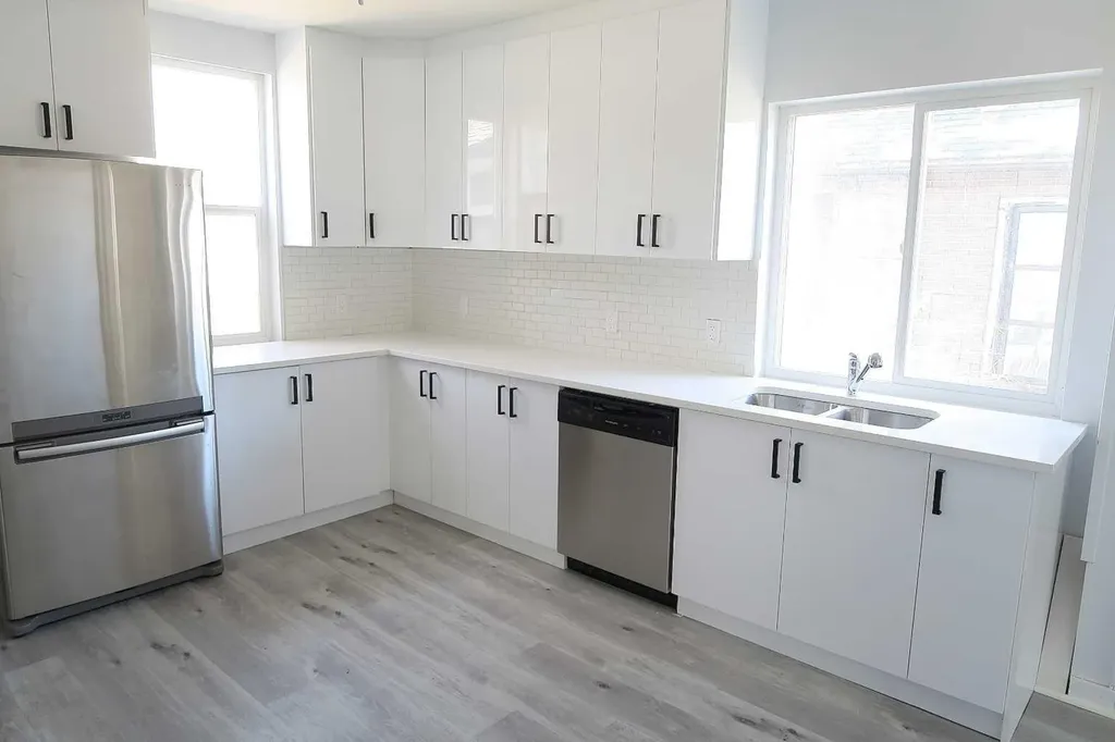 4617 46 Street Red Deer AB T4N 1M7