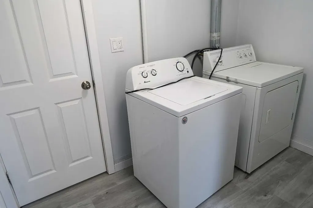 4617 46 Street Red Deer AB T4N 1M7
